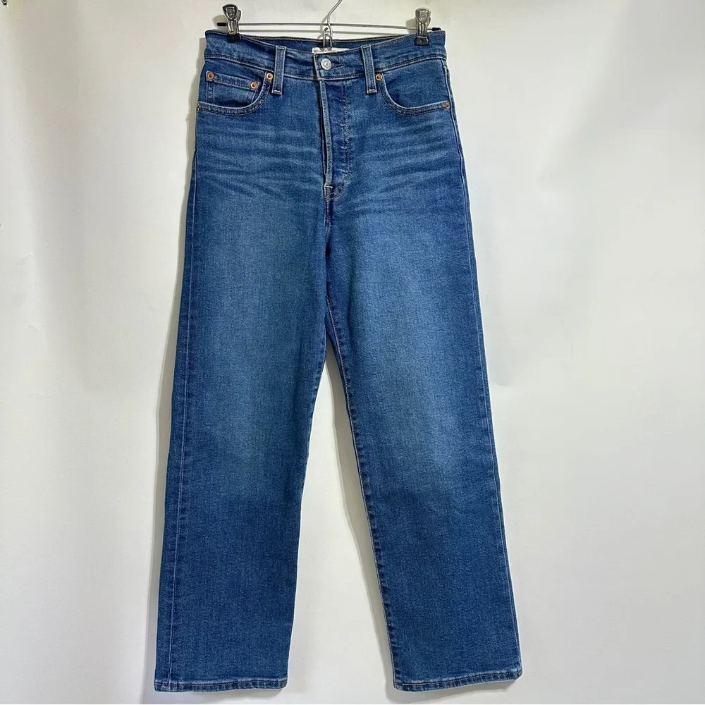 Levi’s rib cage straight ankle jeans 0783 size 26